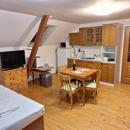 Podkroví v Jihočeském Statku Nemejice Extérieur photo