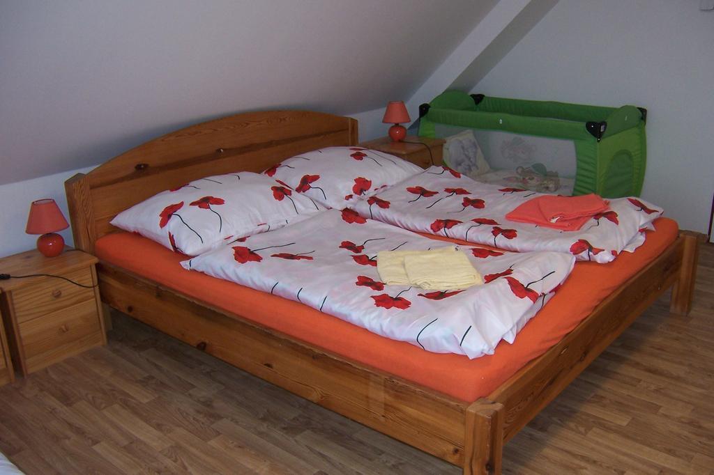 Podkroví v Jihočeském Statku Nemejice Extérieur photo