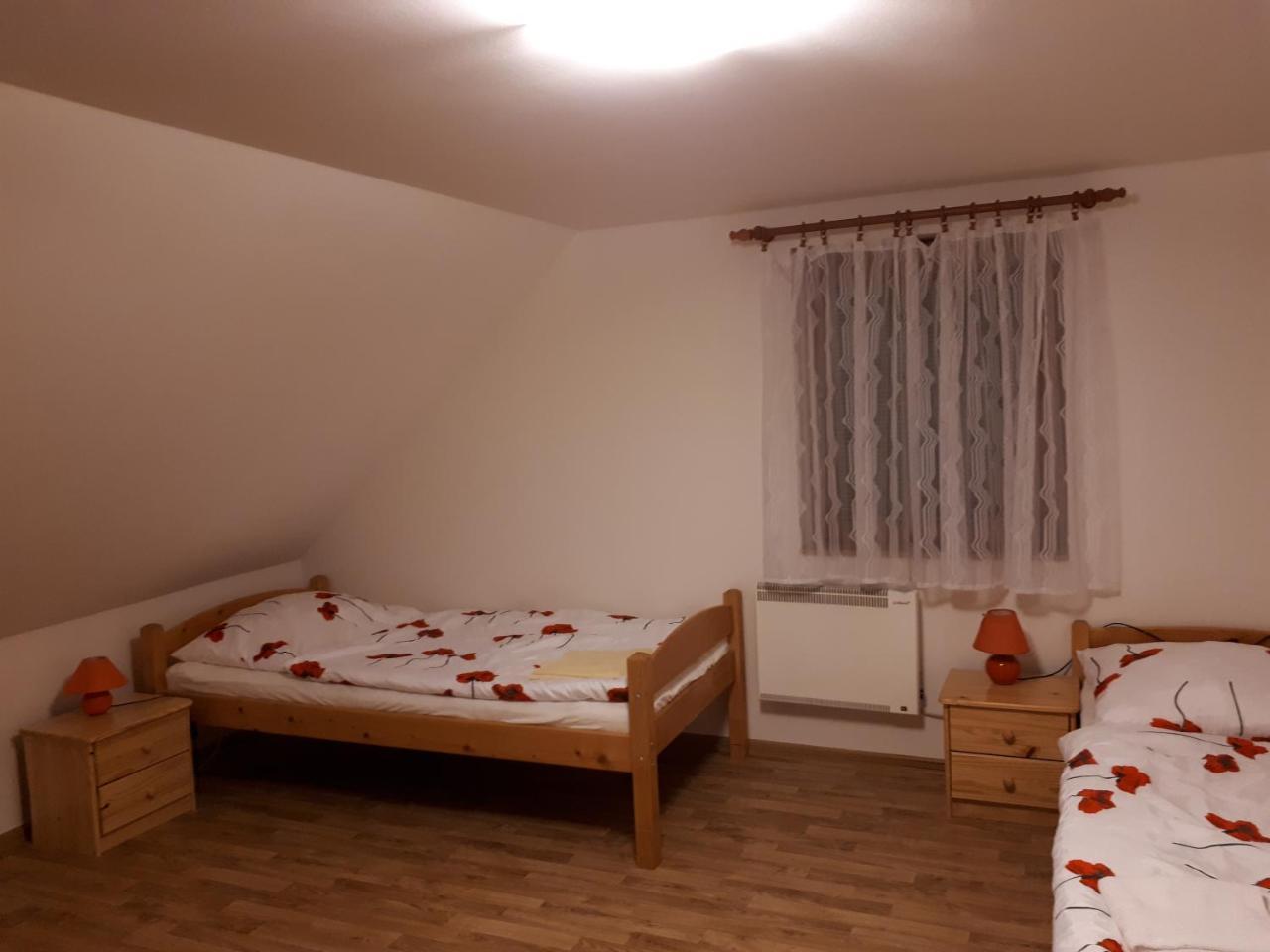 Podkroví v Jihočeském Statku Nemejice Extérieur photo